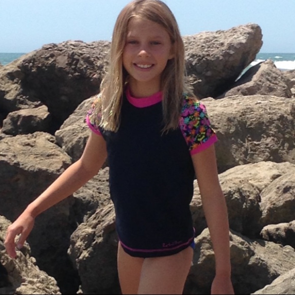 Kids Black/Floral Rash Guard